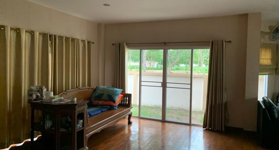 Villa en alquiler de 3 habitaciones en Saraphi, Chiang Mai