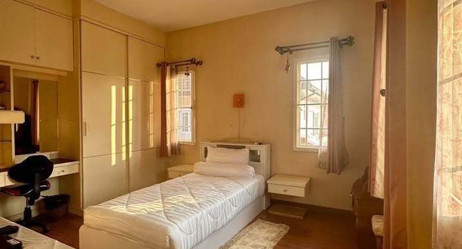 For sale and for rent 5 bedrooms house in Mueang Chiang Mai, Chiang Mai