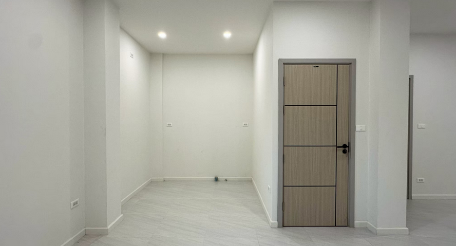For sale 4 bedrooms townhouse in Mueang Chiang Mai, Chiang Mai