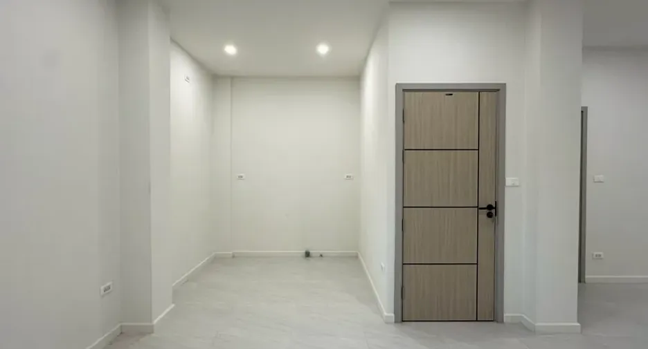 Reihenhaus zum Kauf mit 4 Zimmer in Mueang Chiang Mai, Chiang Mai