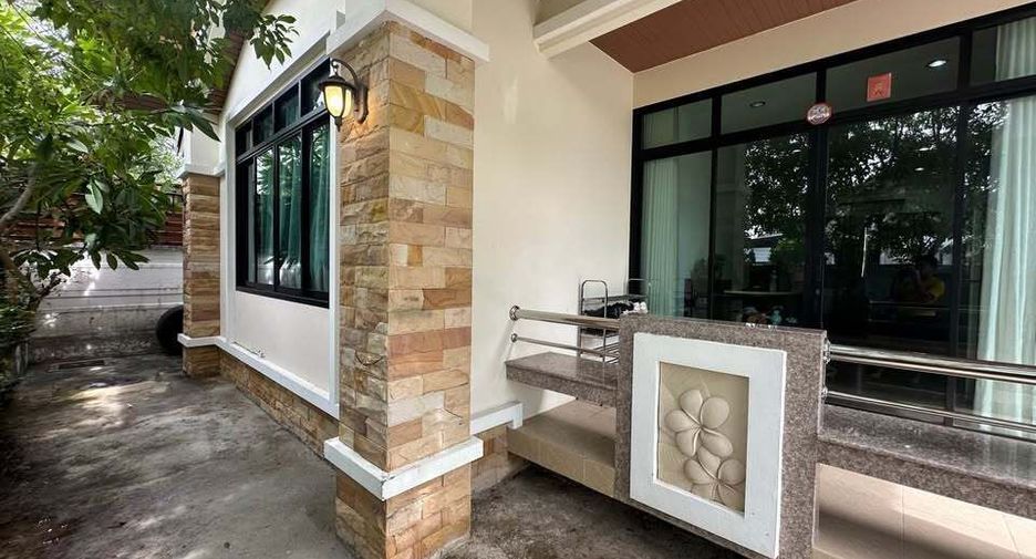For rent 3 bedrooms house in Sattahip, Chonburi