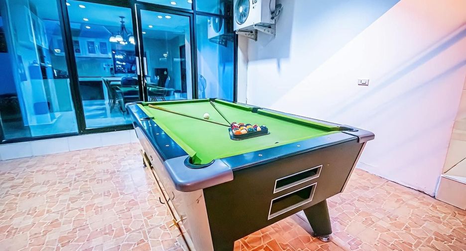 Casa en alquiler de 3 habitaciones en Bang Lamung, Chonburi
