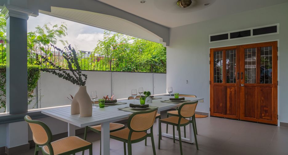 Villa en alquiler de 3 habitaciones en Mueang Phuket, Phuket