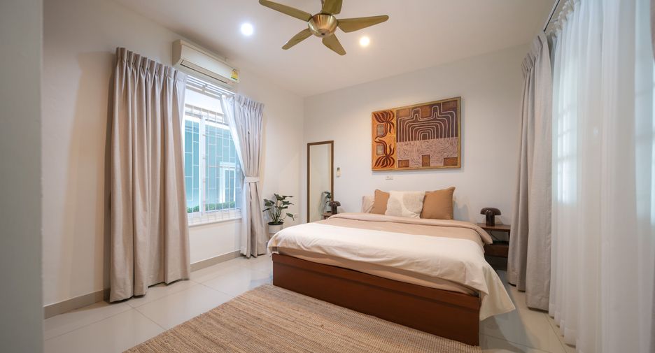Villa en alquiler de 3 habitaciones en Mueang Phuket, Phuket