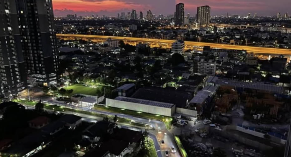 Condo en alquiler de 1 habitaciones en Bang Sue, Bangkok