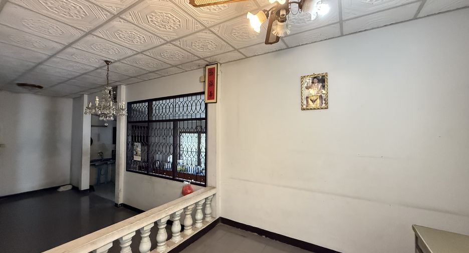 Haus zum Kauf mit 5 Zimmer in Mueang Chiang Mai, Chiang Mai