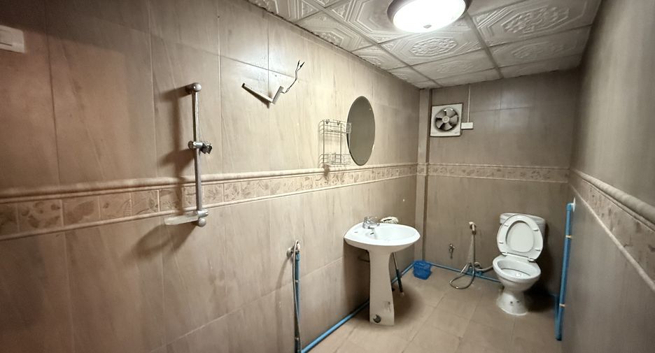 Haus zum Kauf mit 5 Zimmer in Mueang Chiang Mai, Chiang Mai