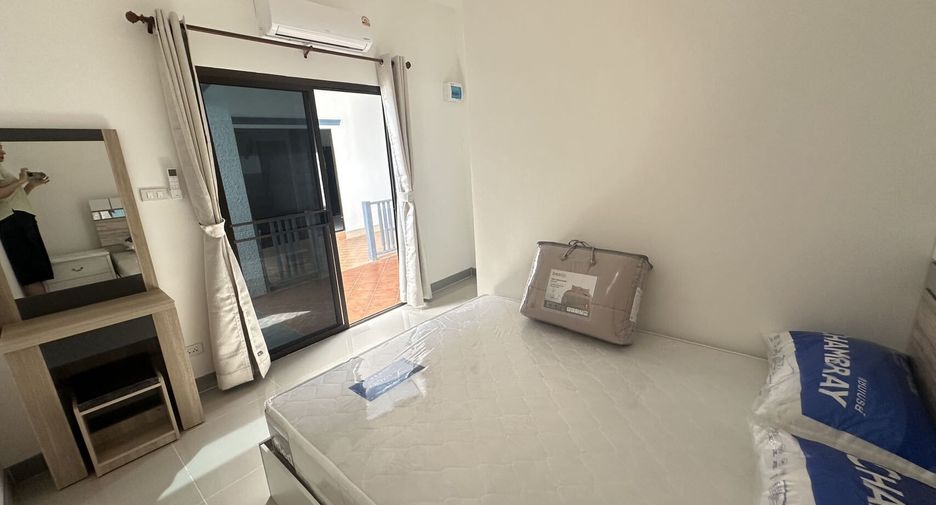 For rent 5 bedrooms villa in Bang Lamung, Chonburi