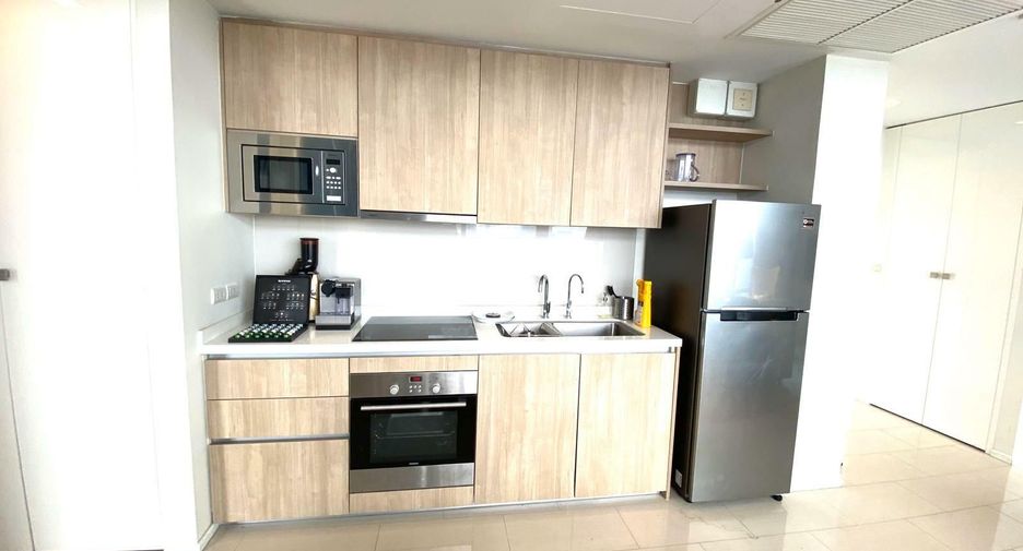 À vendre et à louer 2 chambres condo à Watthana, Bangkok