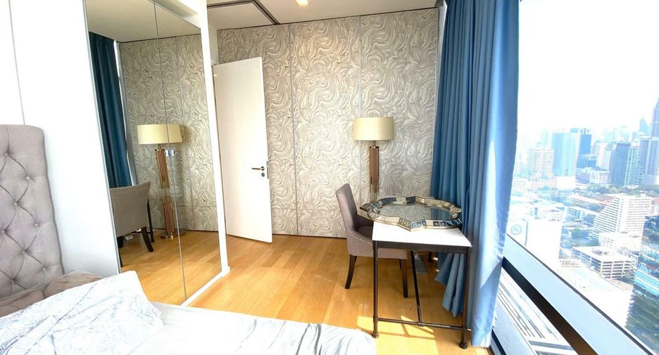 À vendre et à louer 2 chambres condo à Watthana, Bangkok