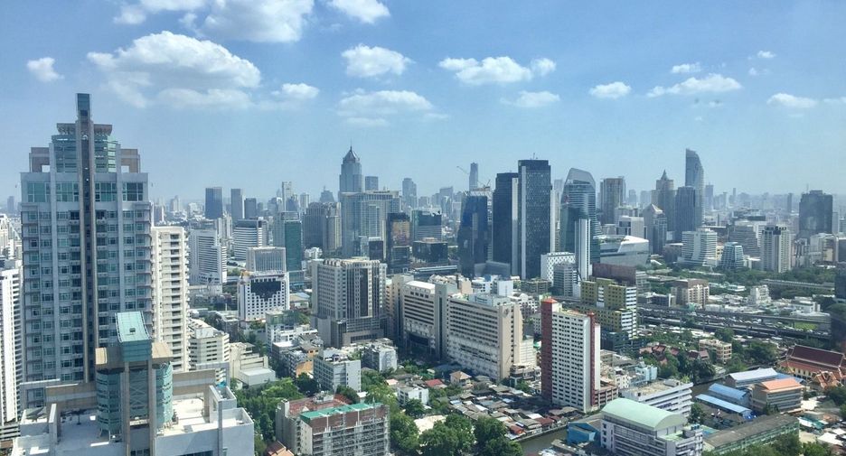 À vendre et à louer 2 chambres condo à Watthana, Bangkok