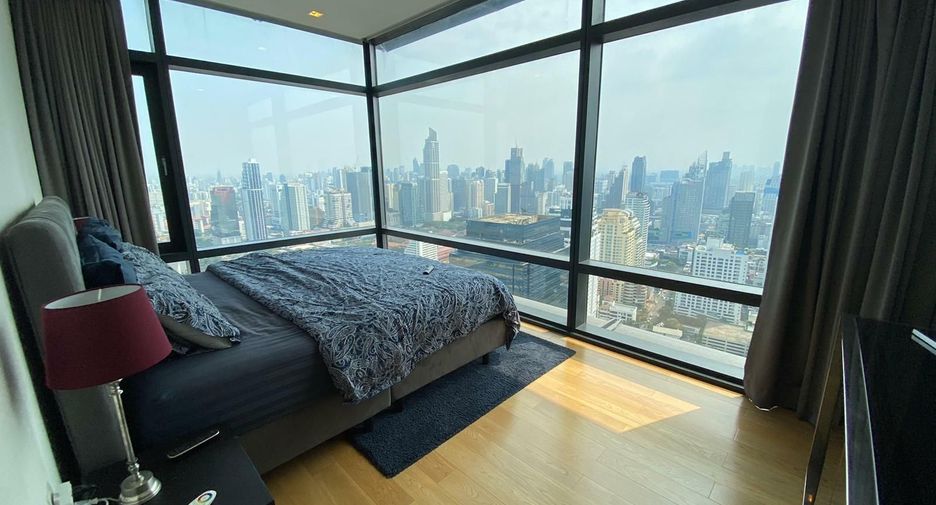 À vendre et à louer 2 chambres condo à Watthana, Bangkok