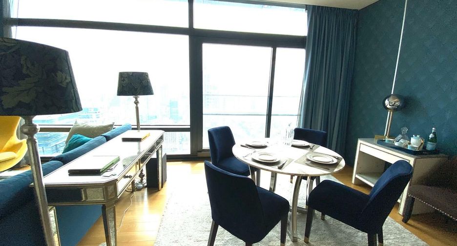 À vendre et à louer 2 chambres condo à Watthana, Bangkok