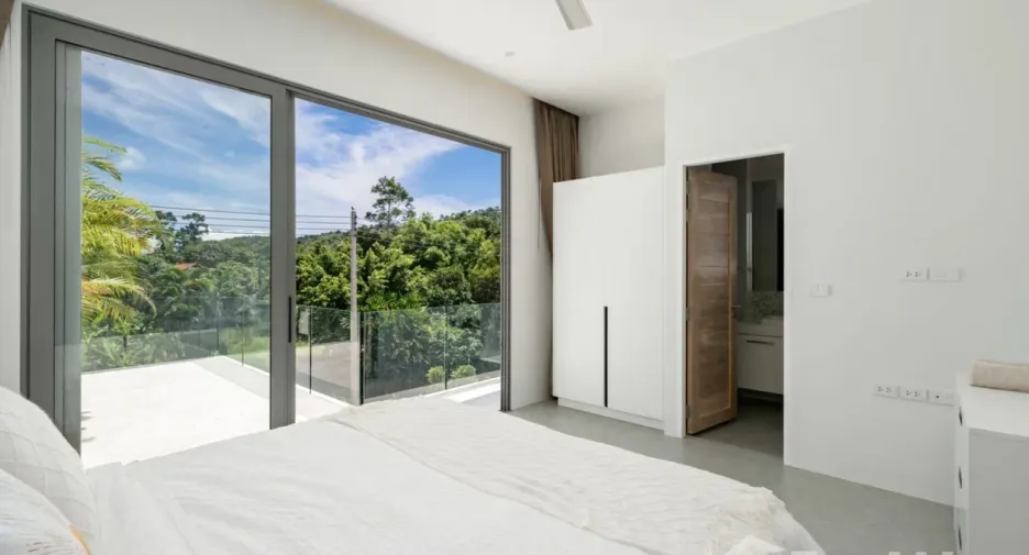 For rent 3 bedrooms townhouse in Ko Samui, Surat Thani