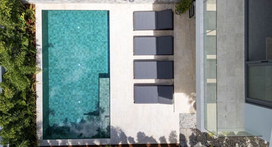 For rent 3 bedrooms townhouse in Ko Samui, Surat Thani