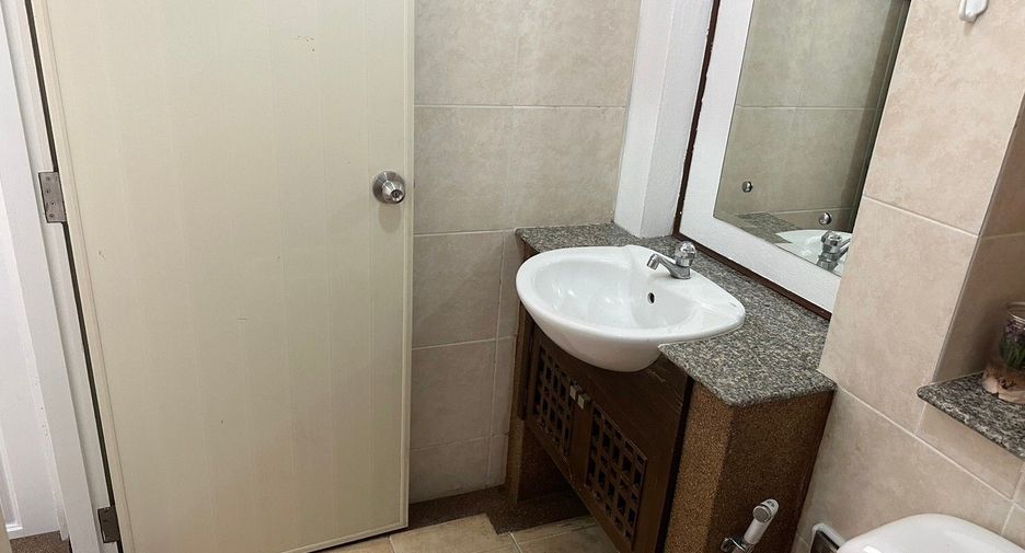 Продажа 4 спальни дом в Сан Саи, Чианг Маи