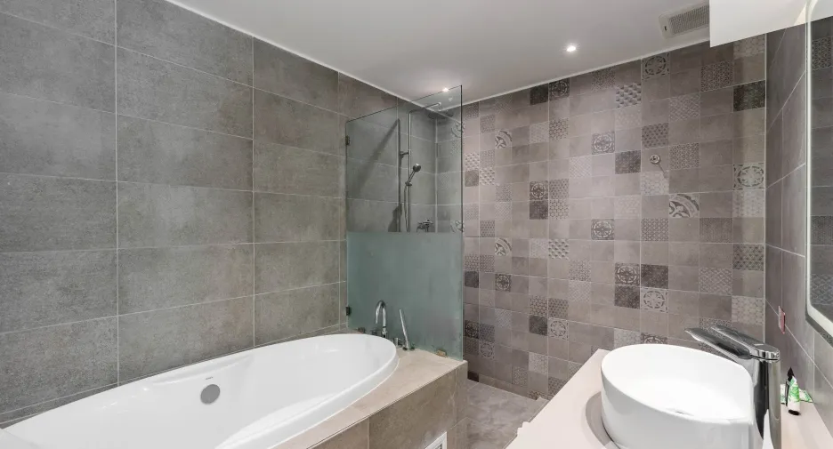 For sale 3 bedrooms apartment in Ko Samui, Surat Thani