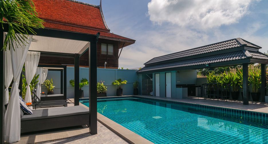 Villa en alquiler de 2 habitaciones en Mueang Phuket, Phuket