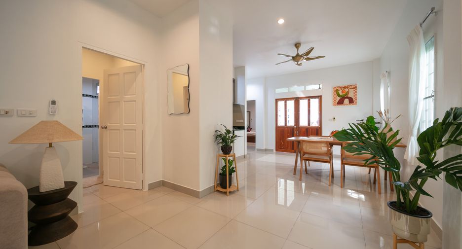 Villa en alquiler de 2 habitaciones en Mueang Phuket, Phuket