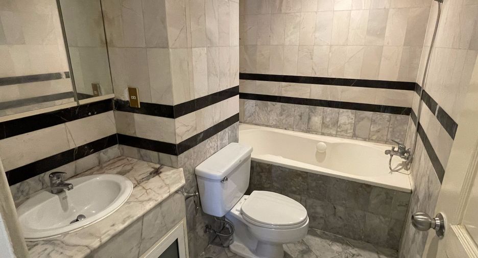 Wohnung zum Kauf und zur Miete mit 2 Zimmer in Watthana, Bangkok