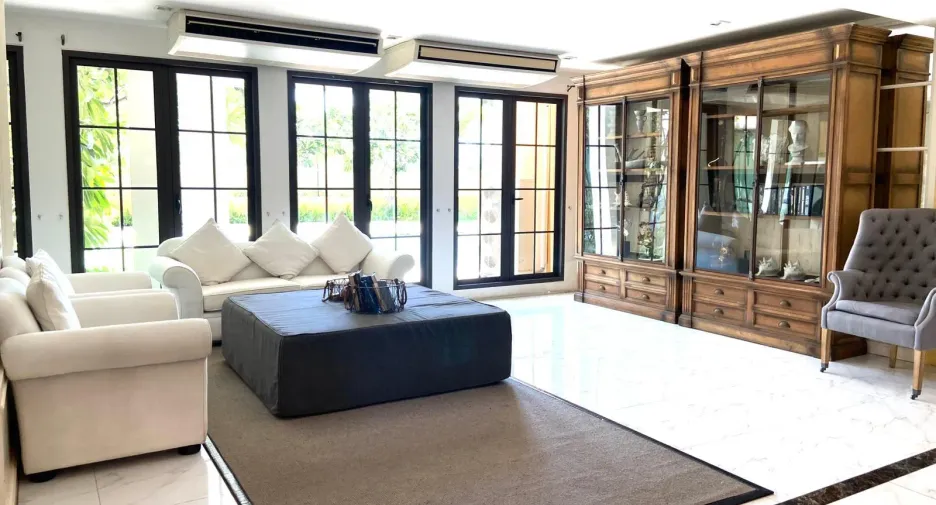 For sale 1 bed condo in Pran Buri, Prachuap Khiri Khan
