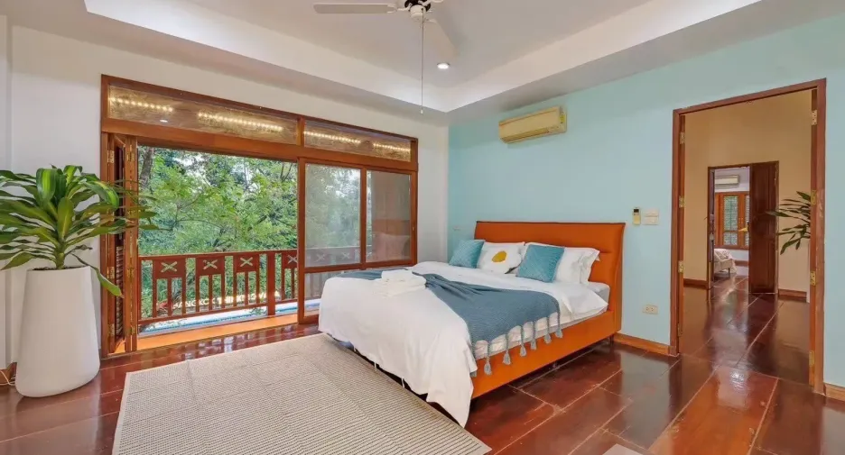 For sale 8 bedrooms house in Suan Luang, Bangkok