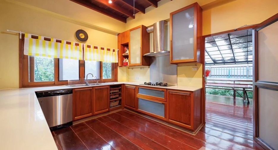 Casa en venta de 8 habitaciones en Suan Luang, Bangkok