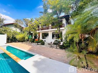 For sale 8 ベッドルーム house in Suan Luang, Bangkok