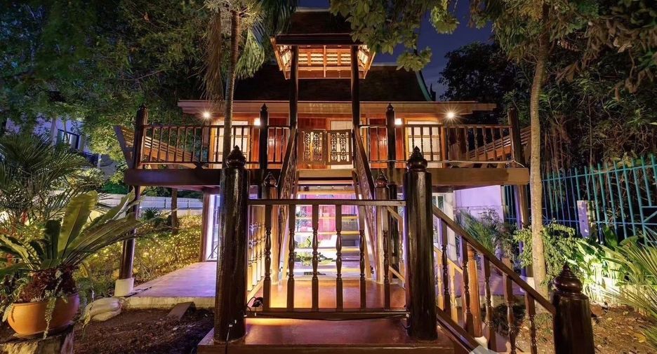 Casa en venta de 8 habitaciones en Suan Luang, Bangkok