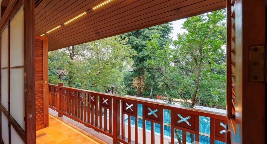 For sale 8 bedrooms house in Suan Luang, Bangkok