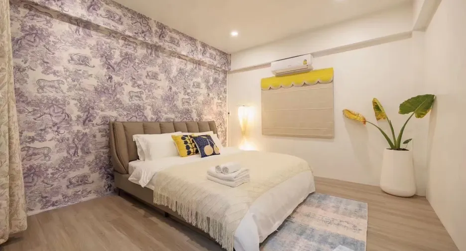 For sale 8 bedrooms house in Suan Luang, Bangkok