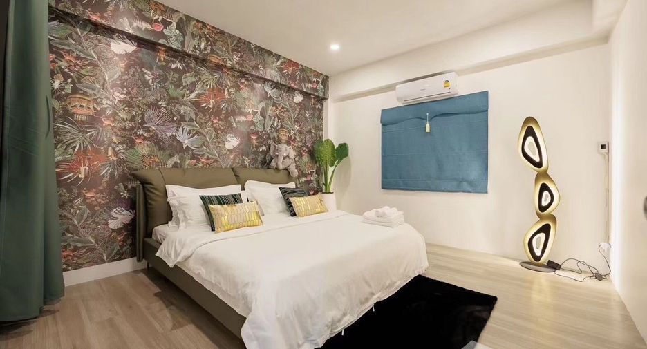 Casa en venta de 8 habitaciones en Suan Luang, Bangkok