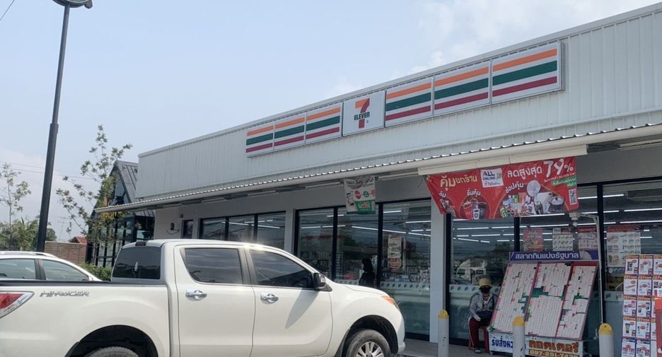 Casa en alquiler de 3 habitaciones en Sattahip, Chonburi
