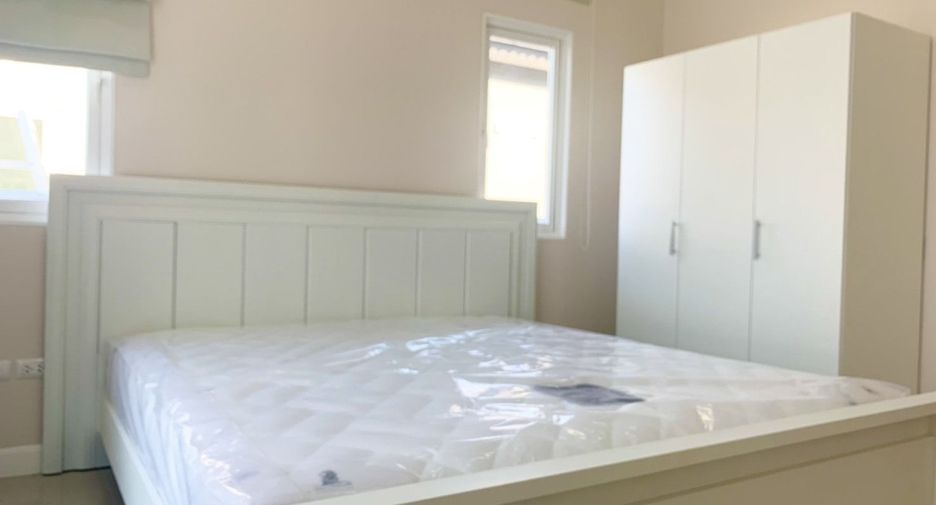Casa en alquiler de 3 habitaciones en Sattahip, Chonburi