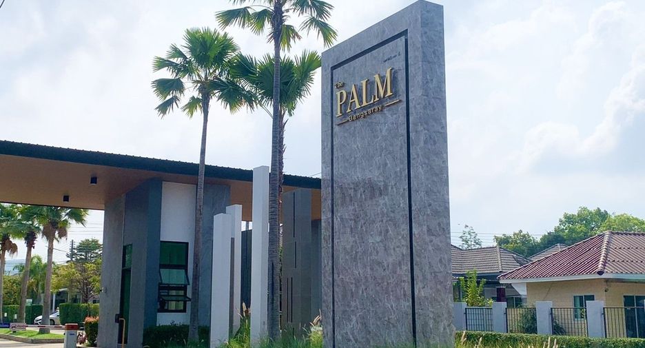 Casa en alquiler de 3 habitaciones en Sattahip, Chonburi