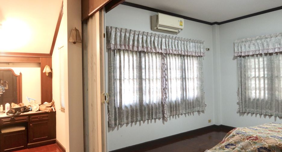 For sale 3 bedrooms house in Mueang Chiang Mai, Chiang Mai