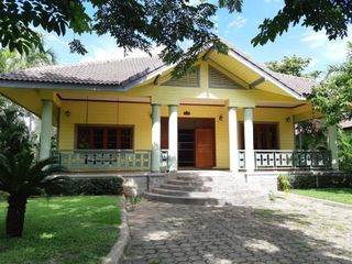 À louer 3 chambres maison à Mueang Chiang Mai, Chiang Mai
