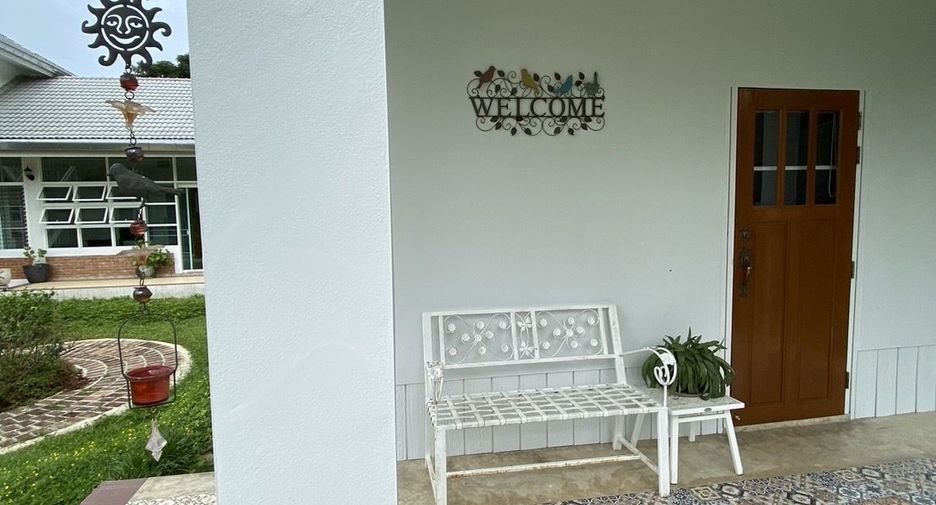 For sale and for rent 3 bedrooms house in Doi Saket, Chiang Mai