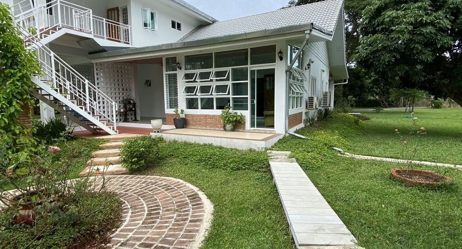 For sale and for rent 3 bedrooms house in Doi Saket, Chiang Mai