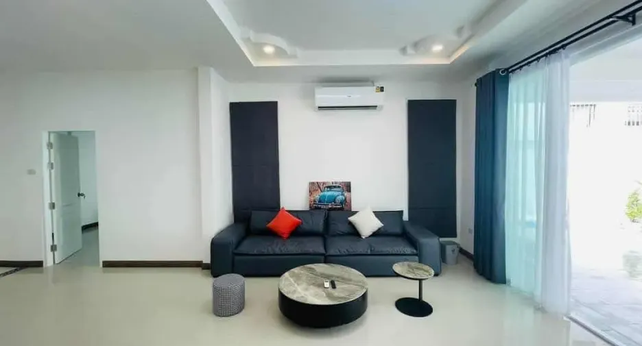 À louer 3 chambres maison à Bang Lamung, Chonburi