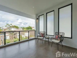 For sale 4 bedrooms house in Mueang Chiang Mai, Chiang Mai