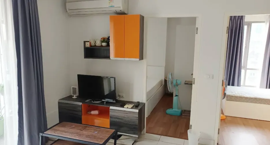 For sale 2 bedrooms condo in Mueang Samut Prakan, Samut Prakan