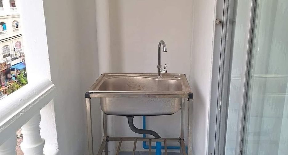 For rent studio condo in Bang Lamung, Chonburi