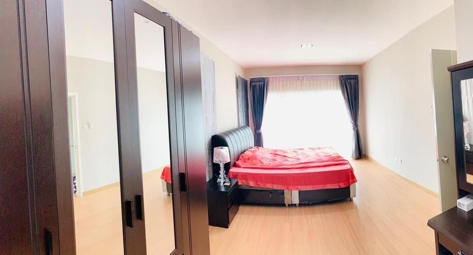 For rent 3 bedrooms house in Mueang Chiang Mai, Chiang Mai