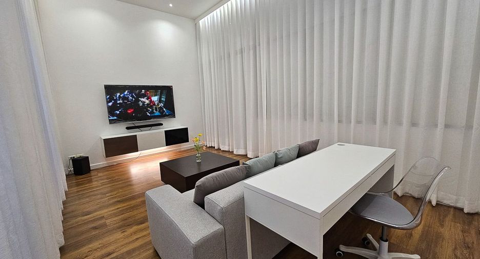 Haus zum Kauf mit 3 Zimmer in Yan Nawa, Bangkok