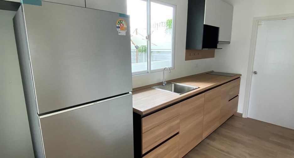 For rent 3 bedrooms villa in Hua Hin, Prachuap Khiri Khan
