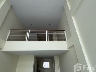 For rent 3 bedrooms retail Space in Mueang Chiang Mai, Chiang Mai