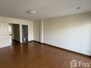 For rent 3 bedrooms retail Space in Mueang Chiang Mai, Chiang Mai