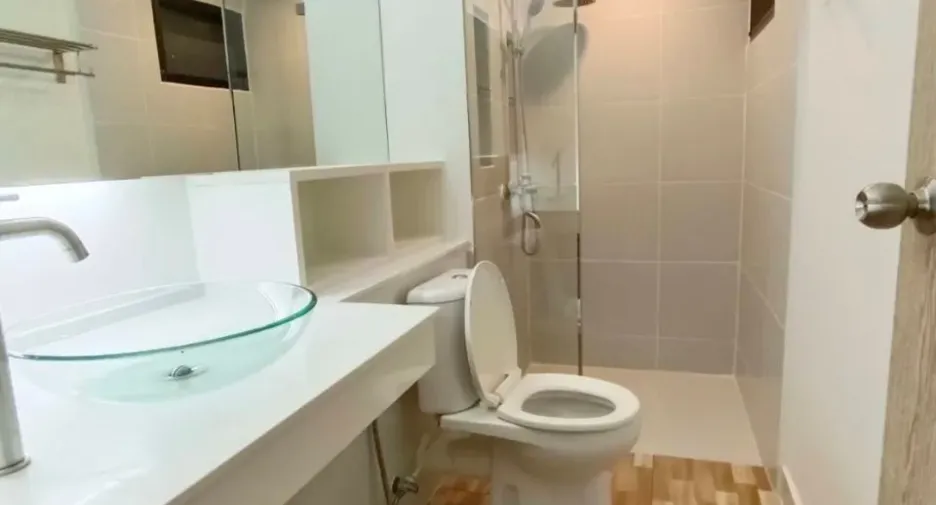 For rent 1 bed condo in Bang Phli, Samut Prakan
