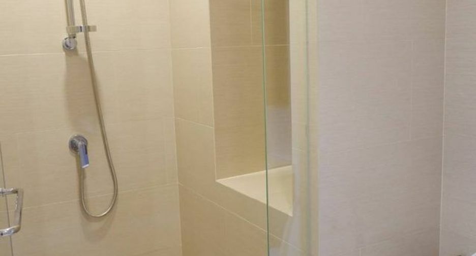 For sale 1 bed condo in Bang Na, Bangkok